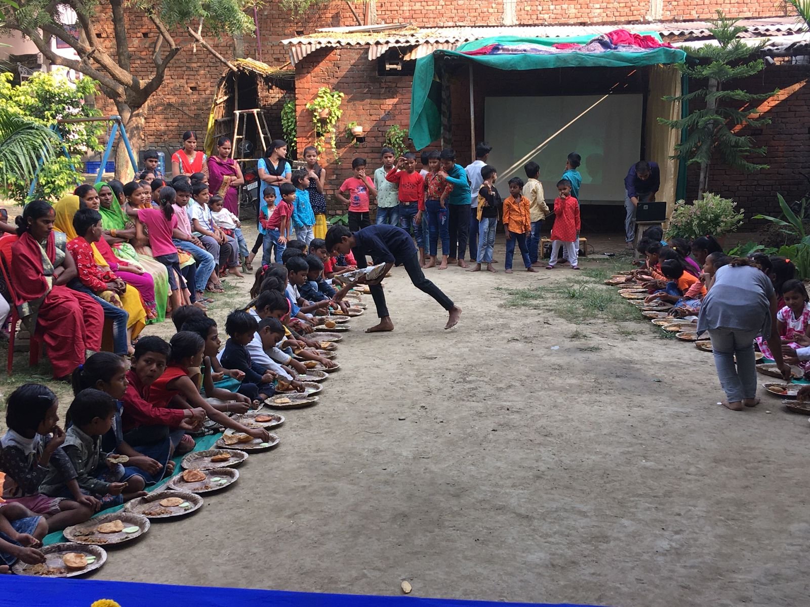 Mass feeding